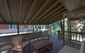 Rumah, 3 kamar tidur | Teras/patio