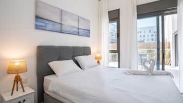Apartamento | 3 quartos, Wi-Fi de cortesia, roupa de cama