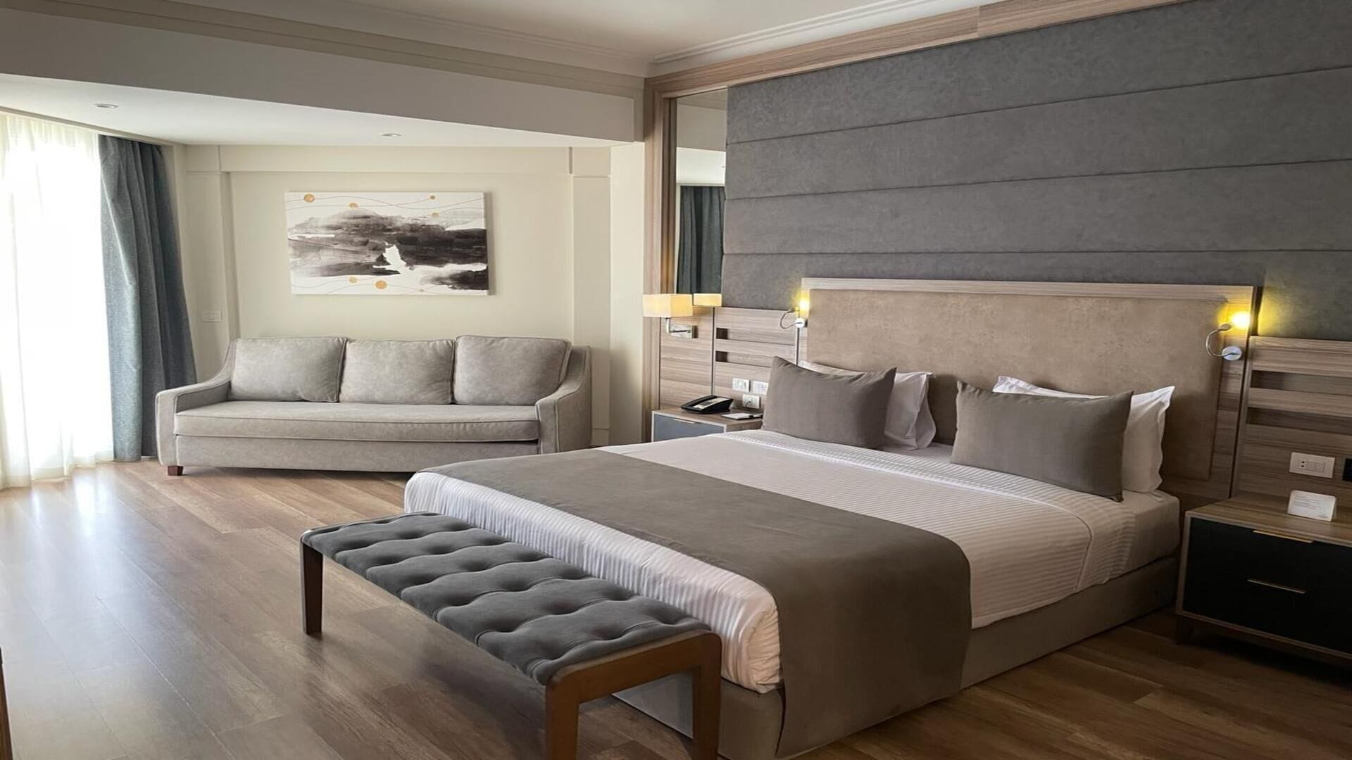 Hypo-allergenic bedding, free minibar, desk, free rollaway beds