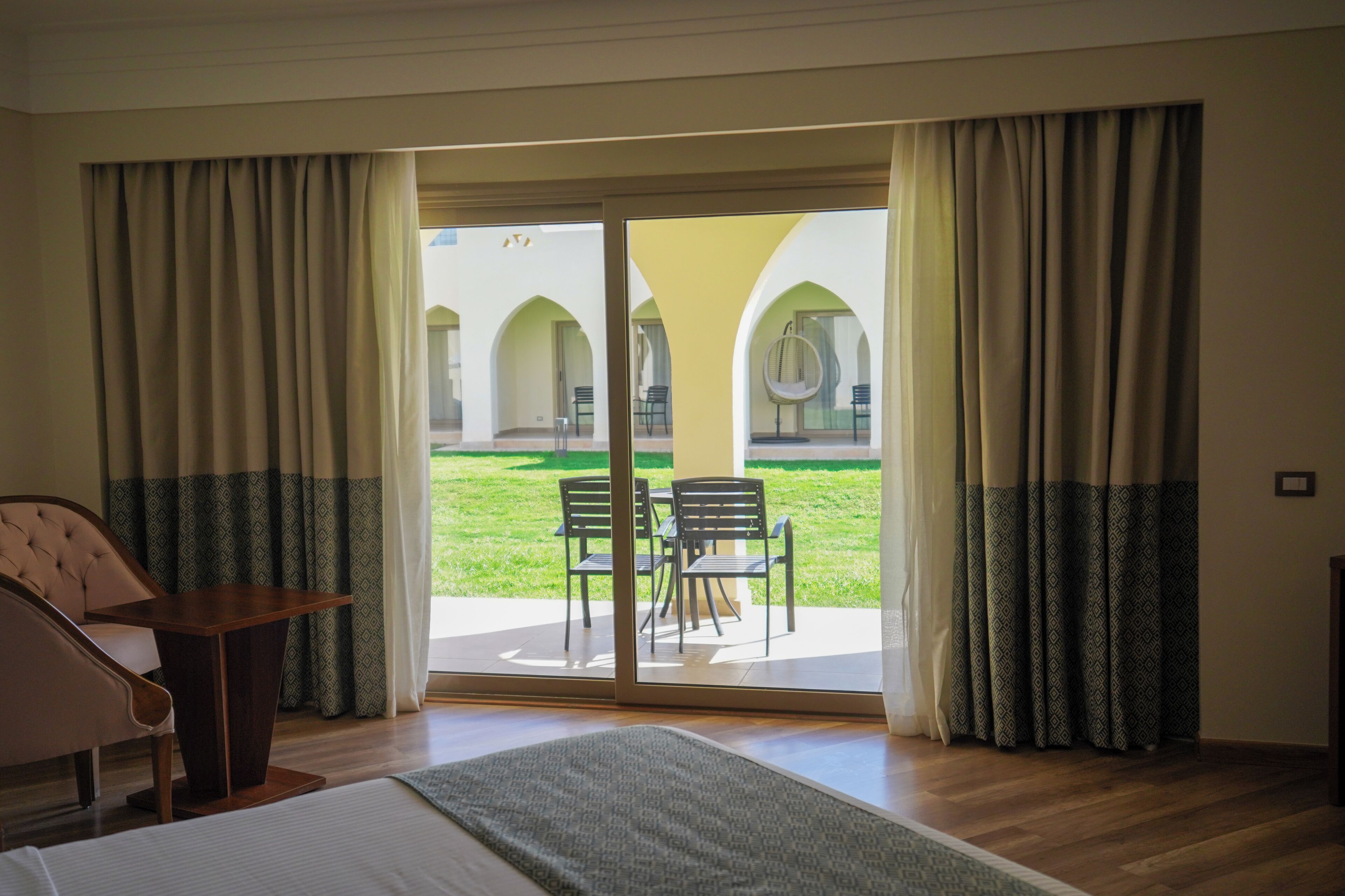 Lagoon Swim Up Suite | Een gratis minibar, een bureau, gratis babybedden, gratis extra bedden