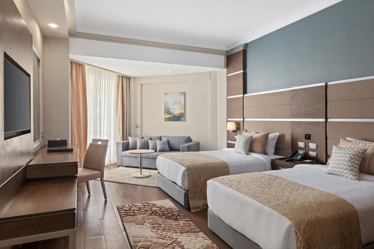 1 kamar tidur, minibar gratis, meja kerja, dan tempat tidur bayi gratis