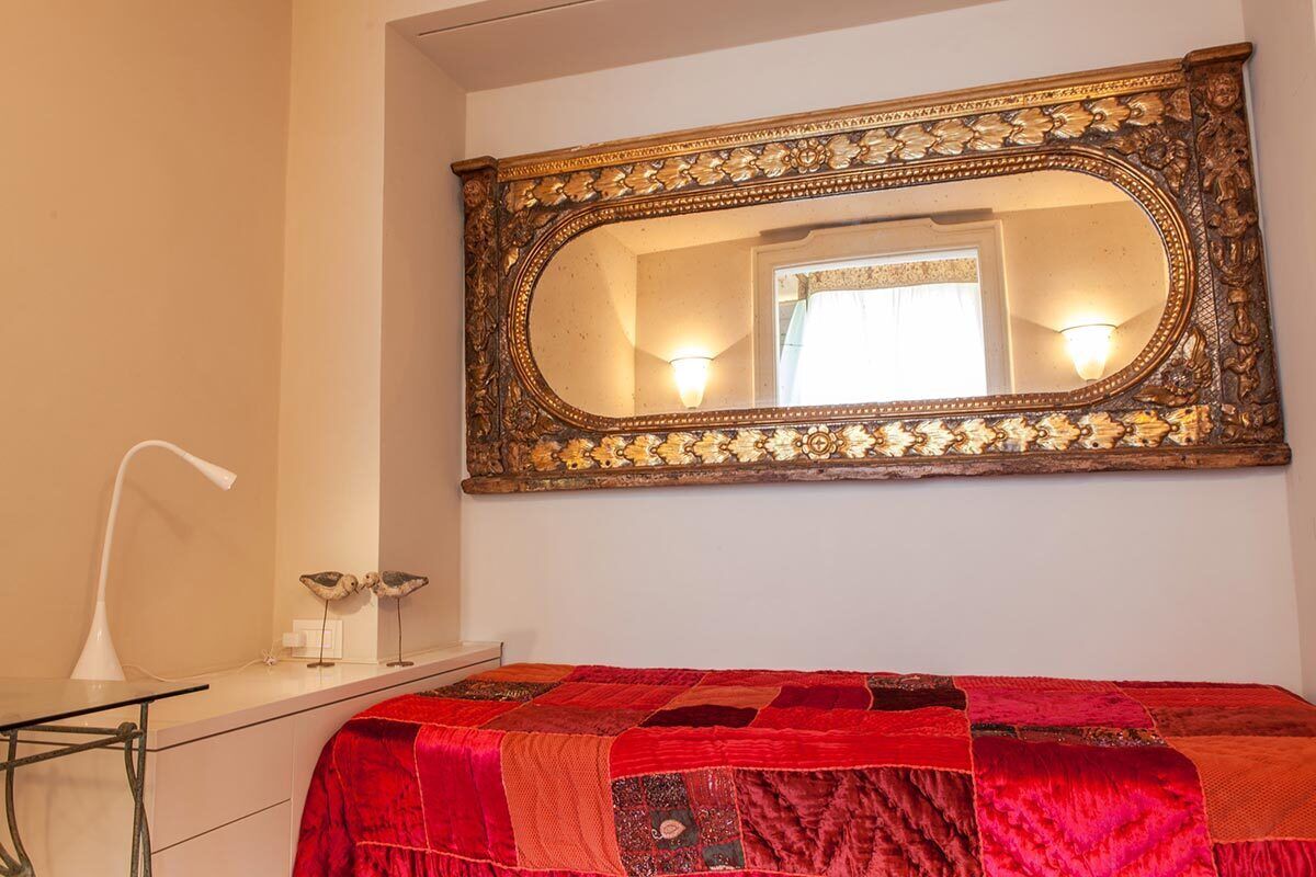 MarcheAmore - Palazzo Vinci Gigliucci - Noble Apartments In City Center