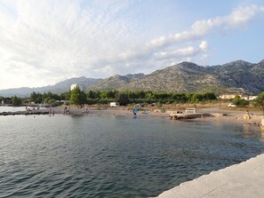 Beach - Charming studio for 2 people in a quiet area (Starigrad)