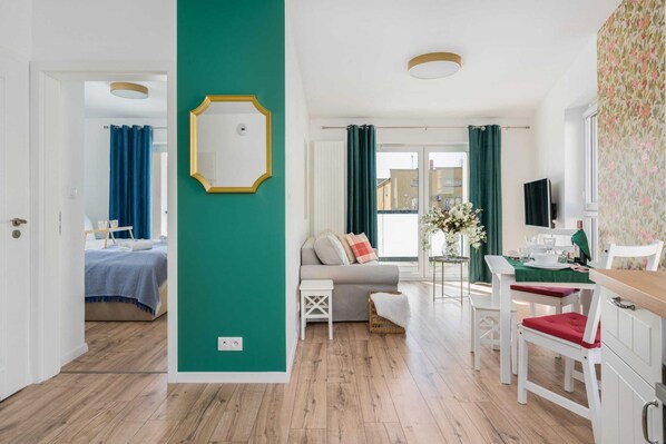 1 chambre, bureau, fer et planche à repasser, Wi-Fi