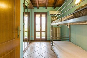 2 Schlafzimmer, kostenloses WLAN, BettwÀsche