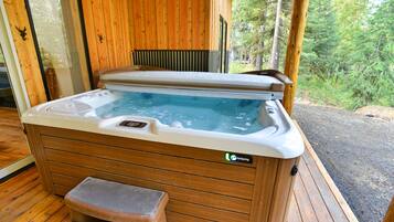 Bathtub spa outdoor