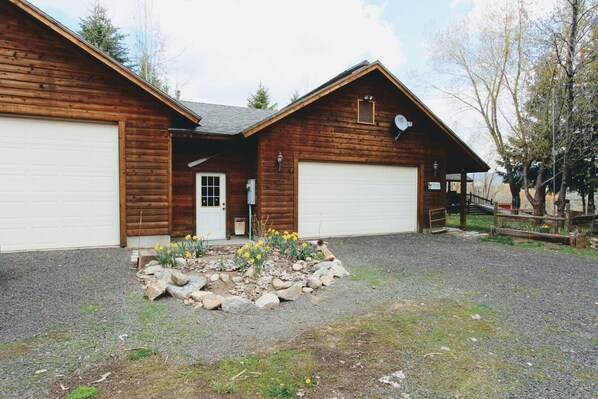 Exterior - Turner Lane Cabin by Casago Mccall - Donerightmanagement (McCall)