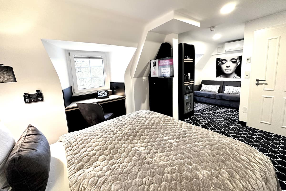 Panorama suite, 2 slaapkamers | 1 slaapkamer, luxe beddengoed, een kluis op de kamer