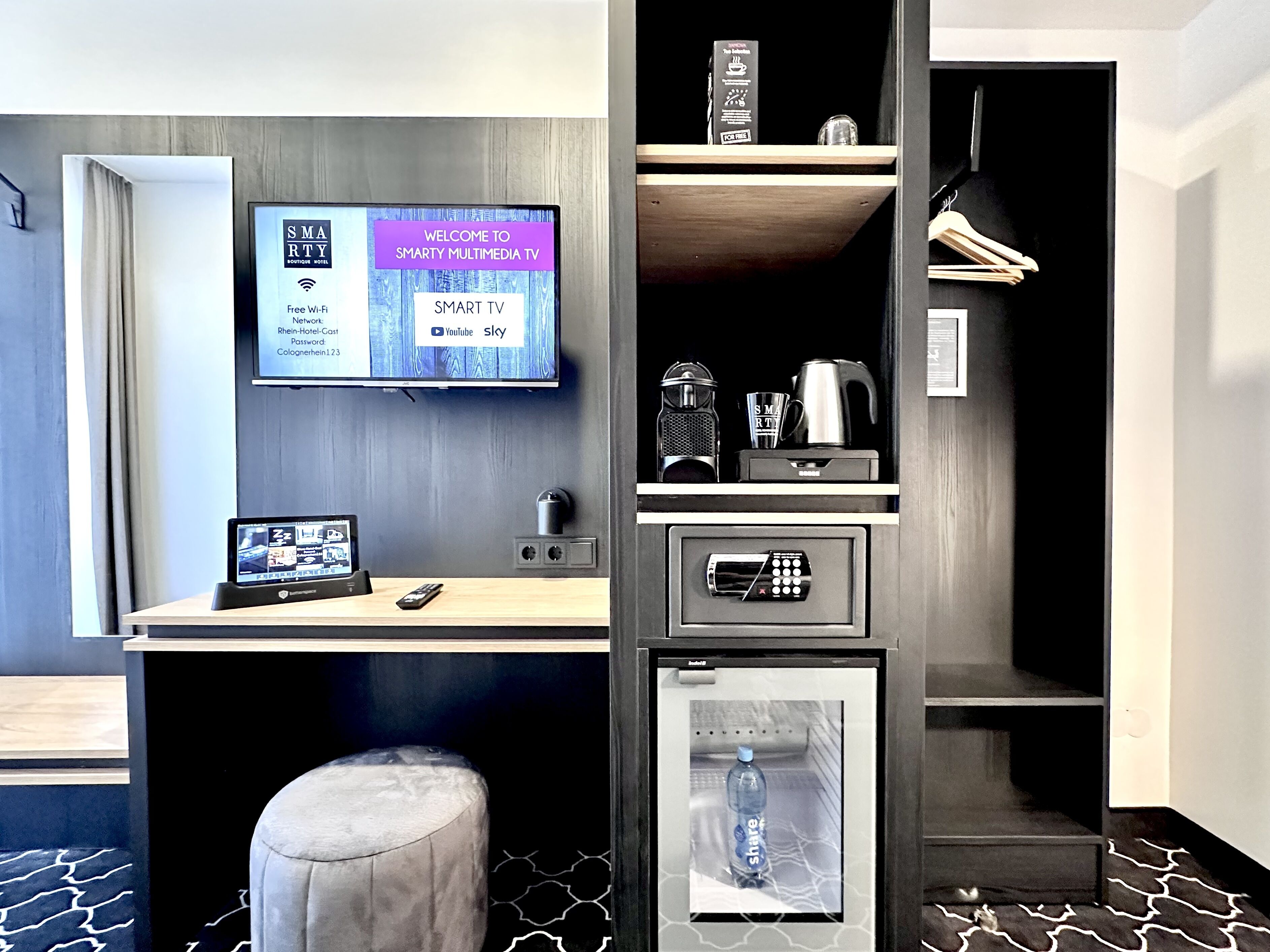 1 bedroom, premium bedding, in-room safe, individually decorated