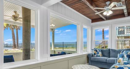 7 BR Bayfront, Pet Friendly Ground Level with Private Dock