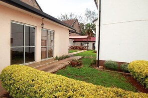 Exterior - Stay.Plus Hurlingham B&B Hotel (Nairobi)