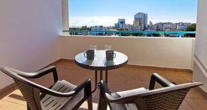 Off Course Seaview Apartment