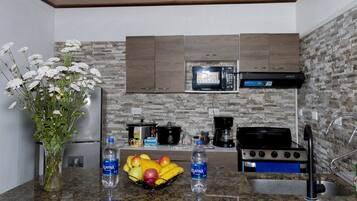 Microwave, oven, coffee/tea maker, electric kettle