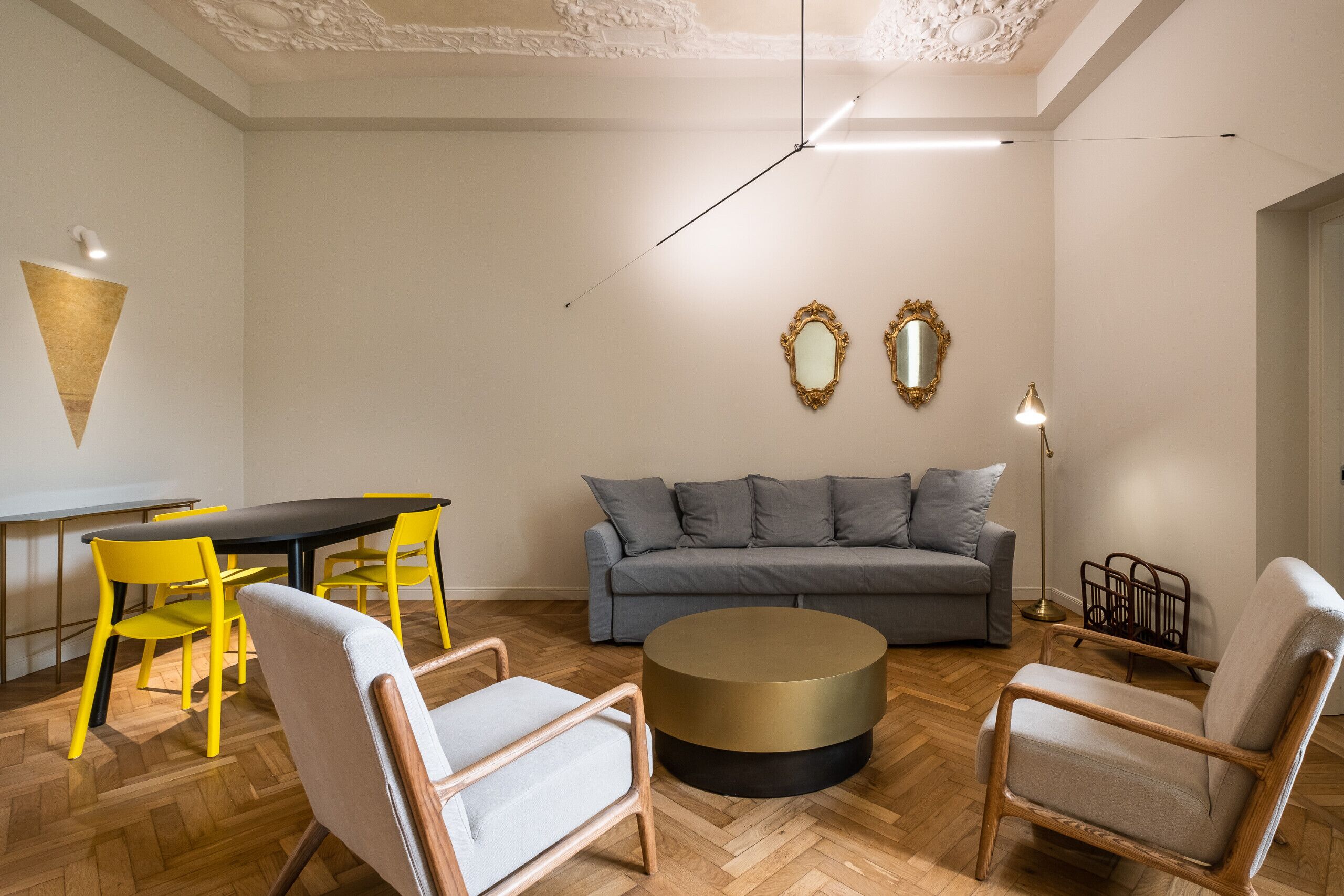 Appartamento d'Azeglio nel salotto di Bologna