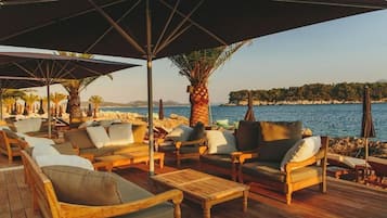 Bar en la playa