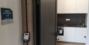 Private kitchen - 1 Bedroom Apartment in Rennes (Rennes)
