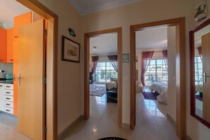 1 Schlafzimmer, Bügeleisen/Bügelbrett, Reisekinderbett, kostenloses WLAN