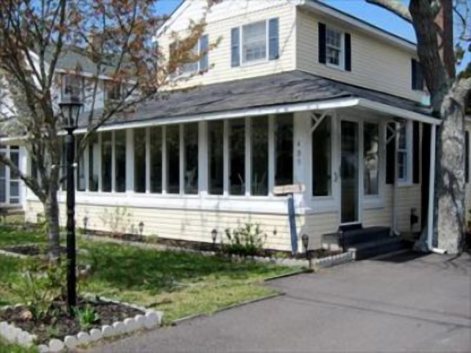 Spend your vacation in this charming 4-bedroom home in quiet Cape May Point.