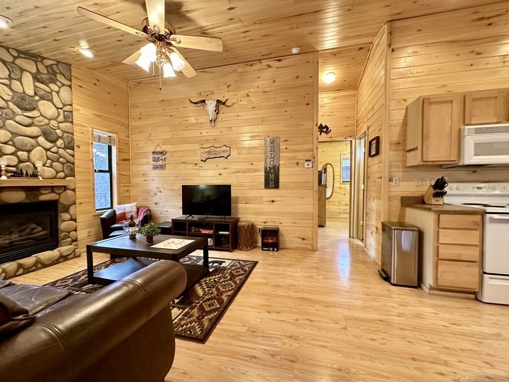 Sundance | Rustic charm & comfort in Rim Country!