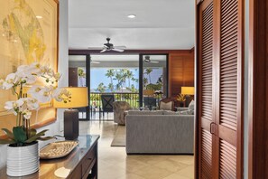 Tv, dvd-spelare och en stereo