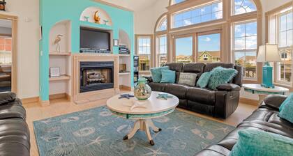 Just A Fluke: Private Pool, Hot Tub, 950 Ft to Beach Access