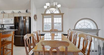 Just A Fluke: Private Pool, Hot Tub, 950 Ft to Beach Access