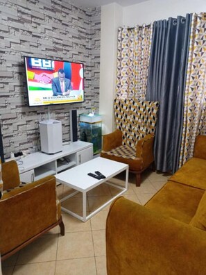 Living area - Stay.Plus Ngara Budget Apartment (Nairobi)