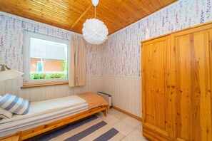 4 Schlafzimmer, Reisekinderbett, kostenloses WLAN, Bettwäsche
