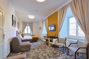 Family Suite (Maxi)