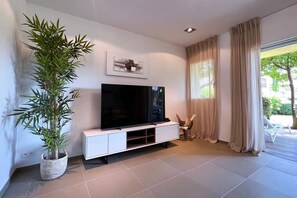 TV