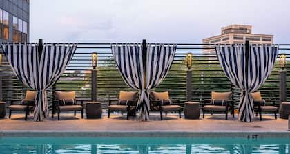 Luxury Apartments by Hyatus at Pierpont