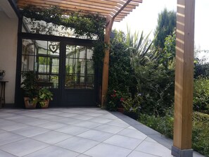 تفاصيل الفندق من الخارج