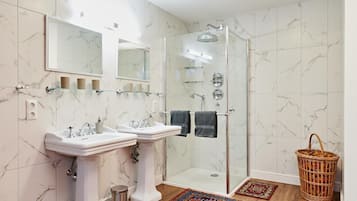 Badekar, bidet