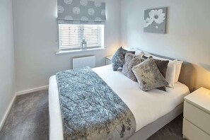 3 dormitorios, tabla de planchar con plancha, wifi y ropa de cama