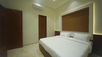 Room | Iron/ironing board, free WiFi