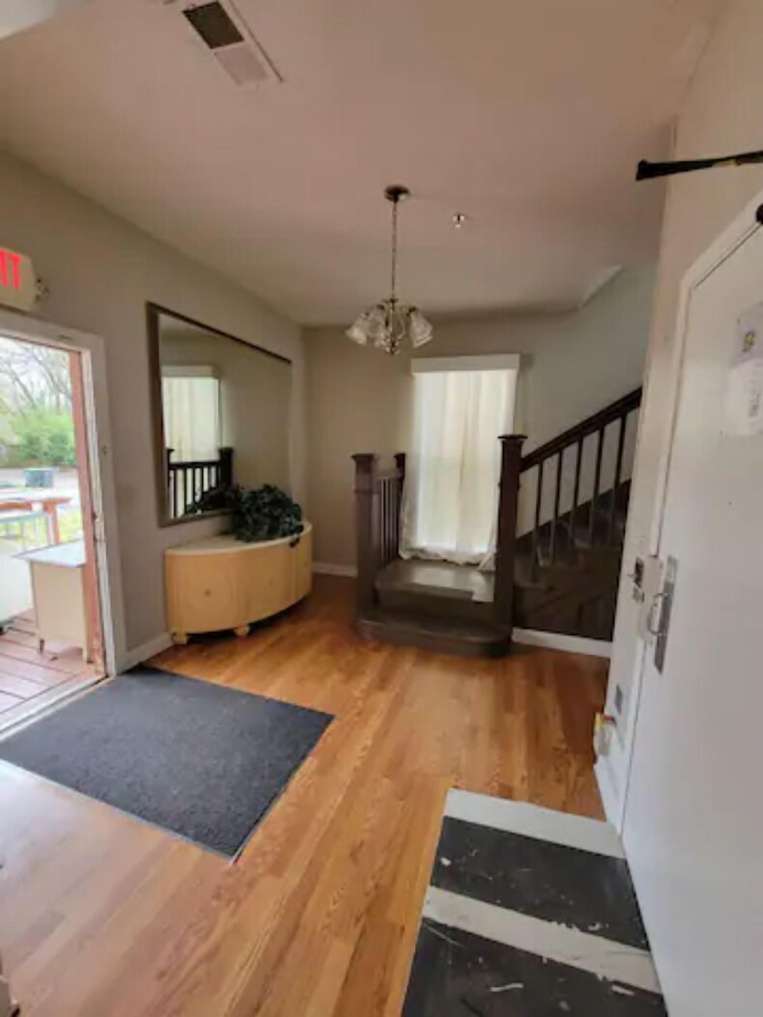 Midtown 6 bedroom House