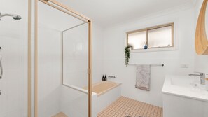 Badewanne, Haartrockner