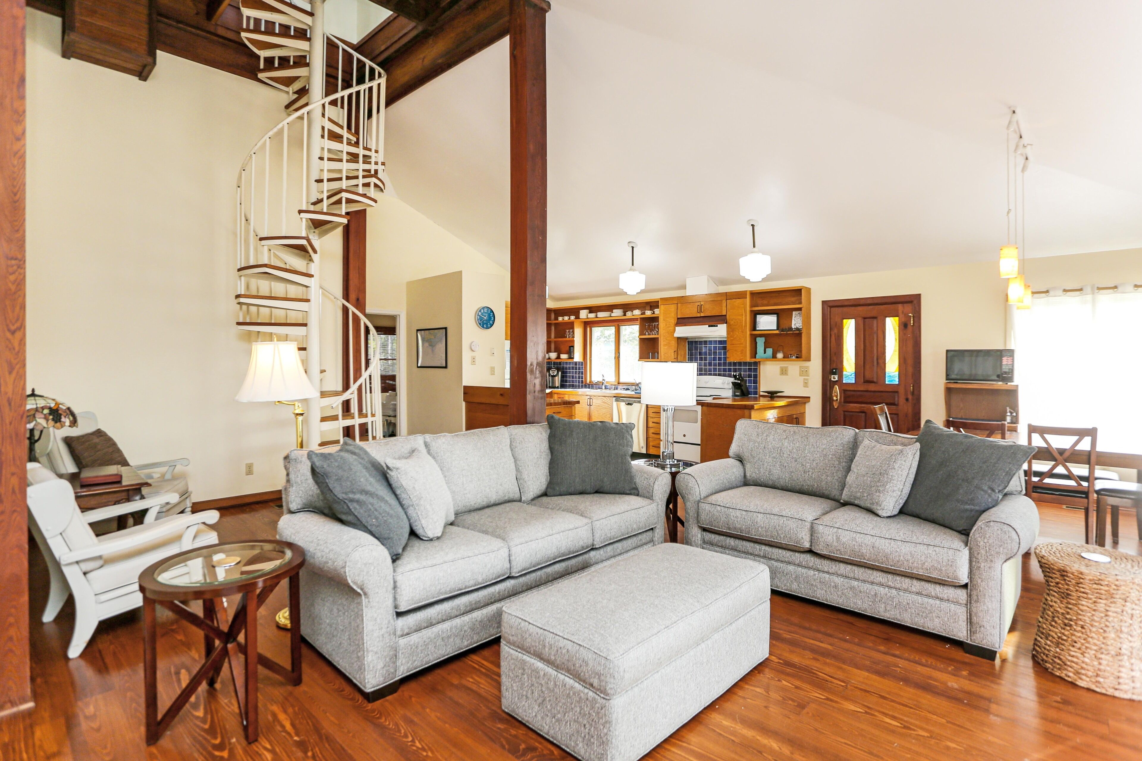 Televisión y reproductor de DVD 