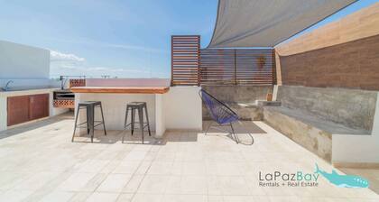 Private Rooftop | Walk to Malecón | Gated Stay