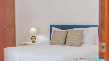 3 bedrooms, laptop workspace, free WiFi, bed sheets