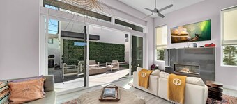 T's Trestles Shred Chalet