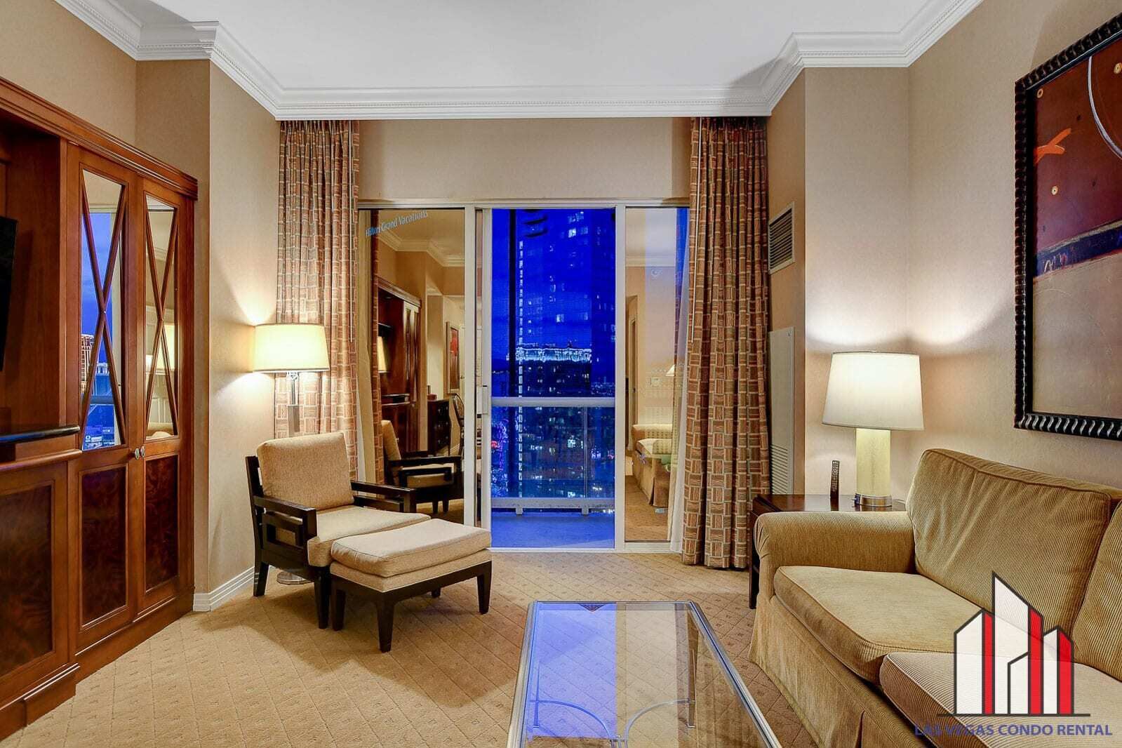 MGM Signature-31-821 1Br2Ba F1/Strip View Balcony