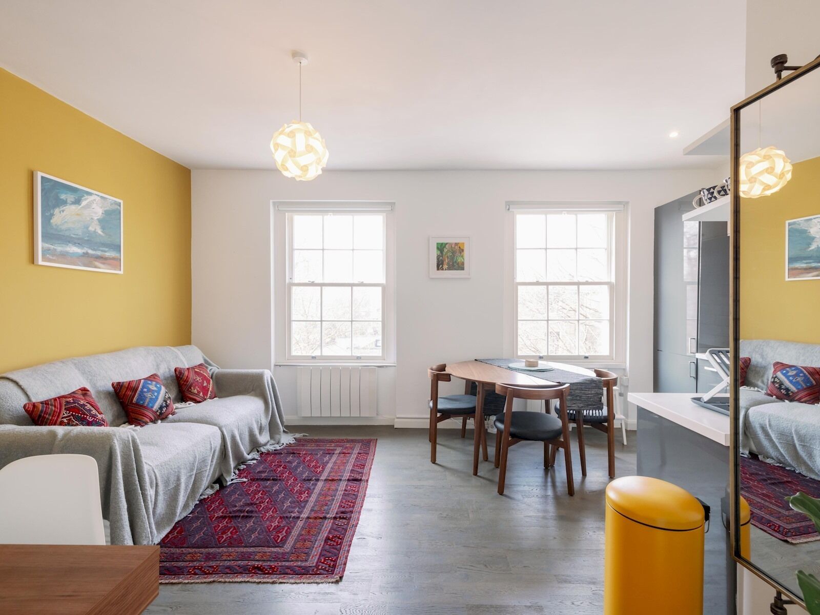 Pass the Keys | Beautiful Georgian flat near Oval