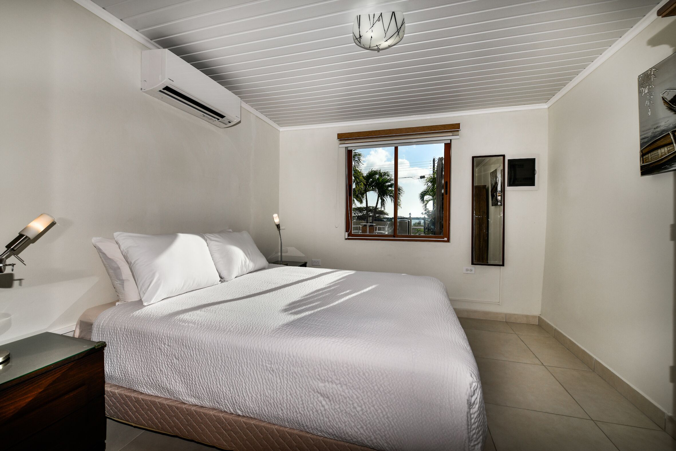 Apartment (1 Bedroom) | 1 bedroom, individually decorated, individually furnished