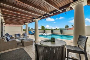 Casa (5 Bedrooms) | Comodidades da propriedade