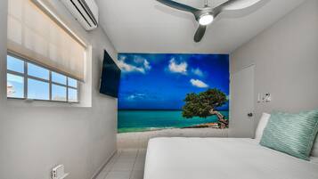 House (3 Bedrooms) | 3 bedrooms, desk, iron/ironing board