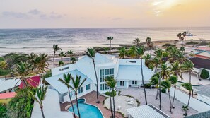 Villa (Multiple Bedrooms) | Property amenity