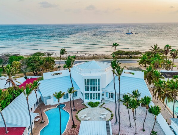 Vila (Multiple Bedrooms) | Fachada da propriedade