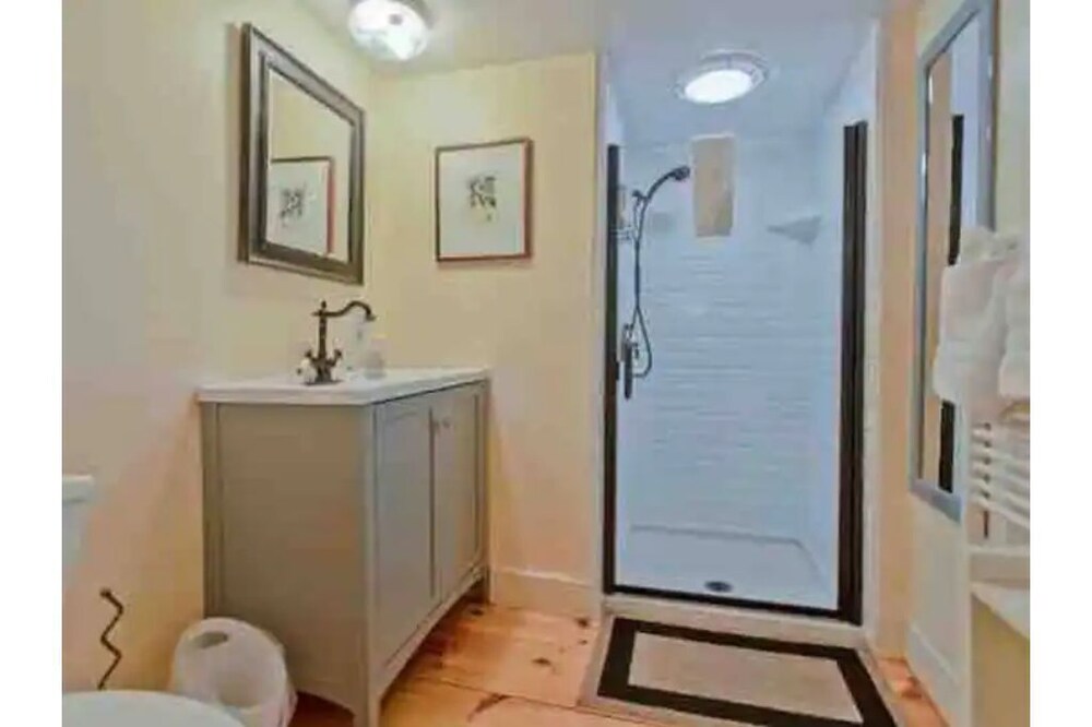 Maple Suite- Private Ground Floor Apartment