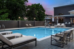 Outdoor pool, sun loungers